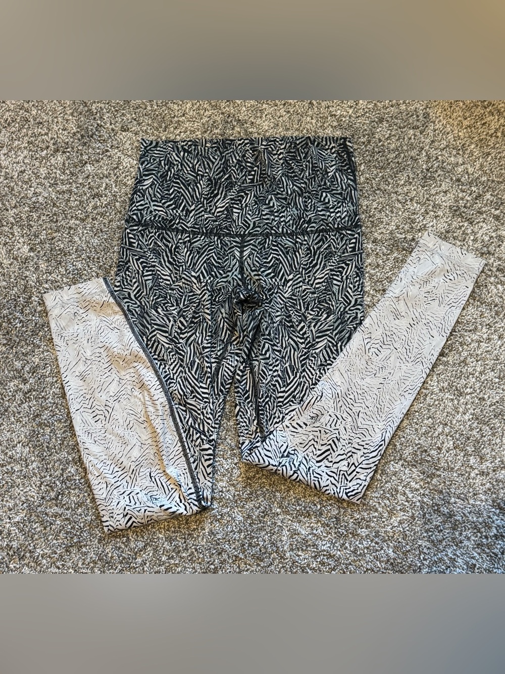 lululemon athletica Black & White Abstract Print High-Rise Leggings